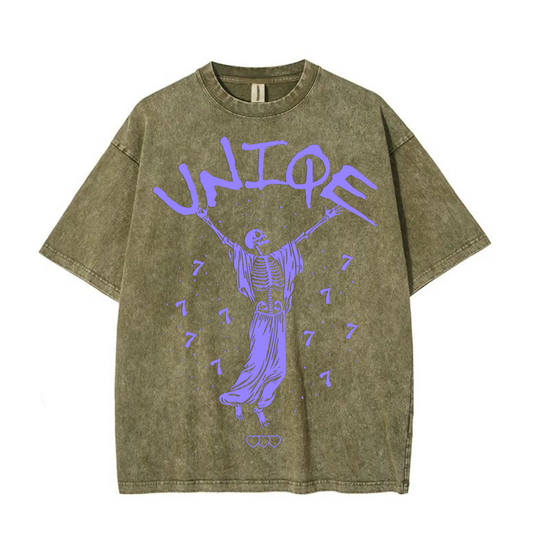 UNIQE Lucky 7 Acid Washed Oversized T-Shirt